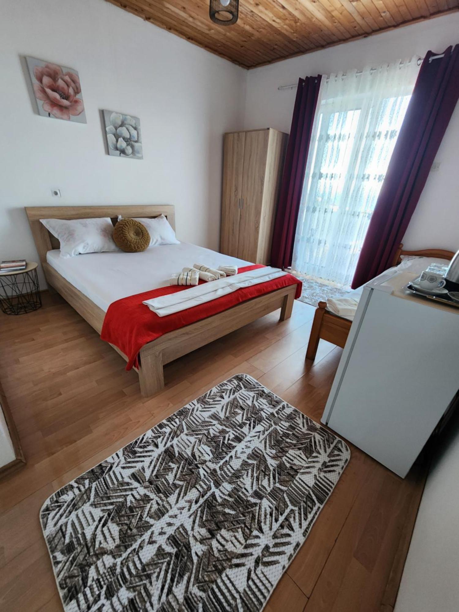 Adriatic Sea View Rooms Ulcinj Eksteriør billede