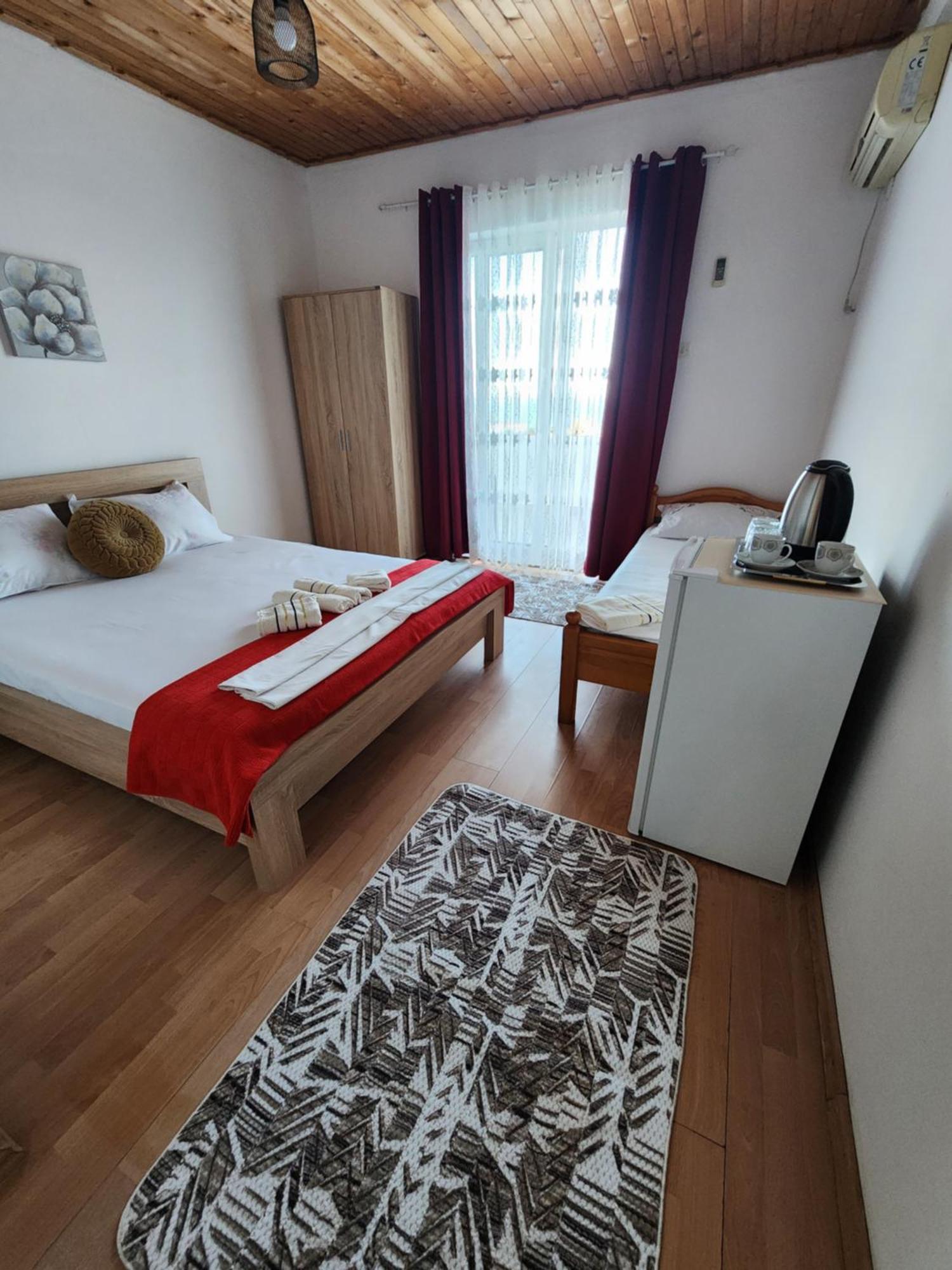 Adriatic Sea View Rooms Ulcinj Eksteriør billede