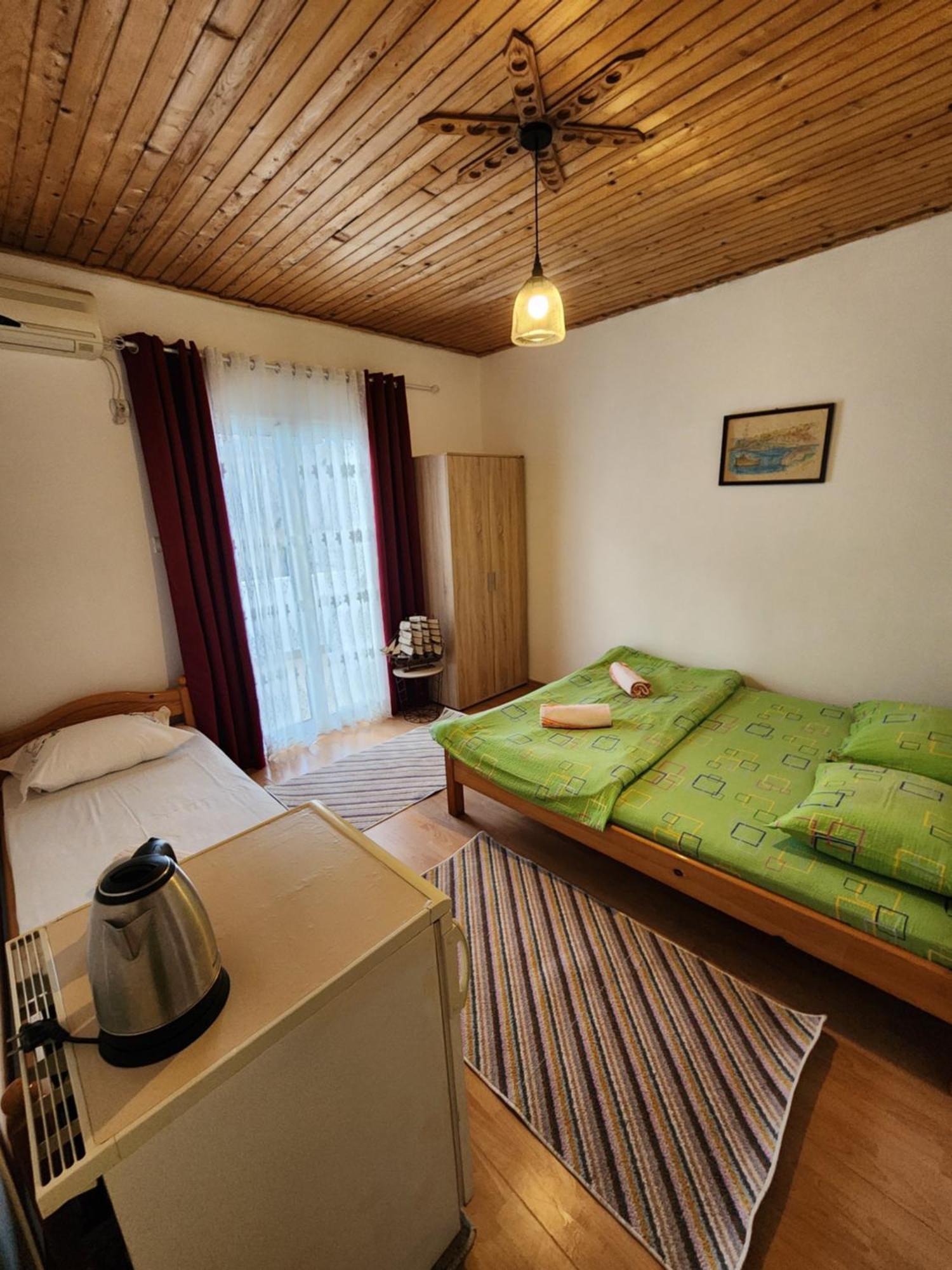 Adriatic Sea View Rooms Ulcinj Eksteriør billede