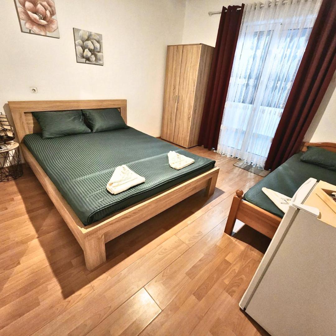 Adriatic Sea View Rooms Ulcinj Eksteriør billede