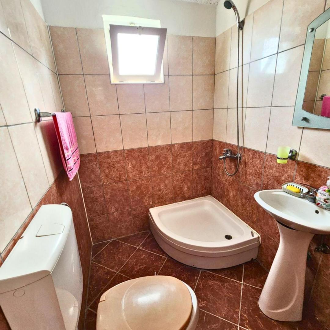 Adriatic Sea View Rooms Ulcinj Eksteriør billede